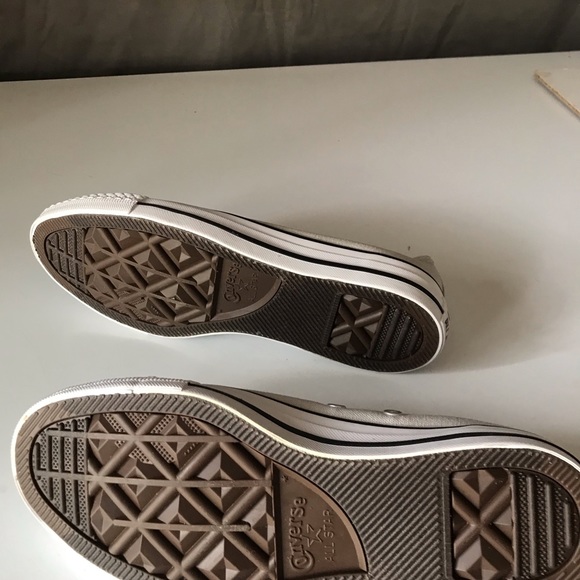 Converse - Picture 6 of 8